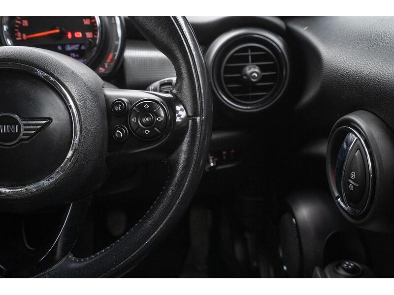 MINI Convertible 1.5 Cooper Euro 6 (s/s) 2dr - U1058