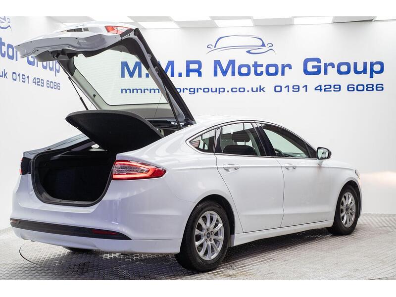 Ford Mondeo 2.0 TDCi ECO Zetec Edition Euro 6 (s/s) 5dr - U1067