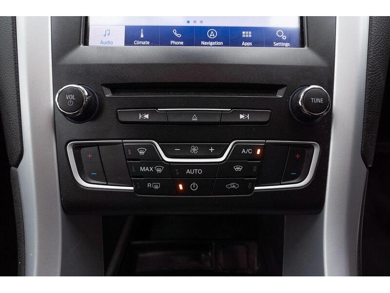 Ford Mondeo 2.0 TDCi ECO Zetec Edition Euro 6 (s/s) 5dr - U1067