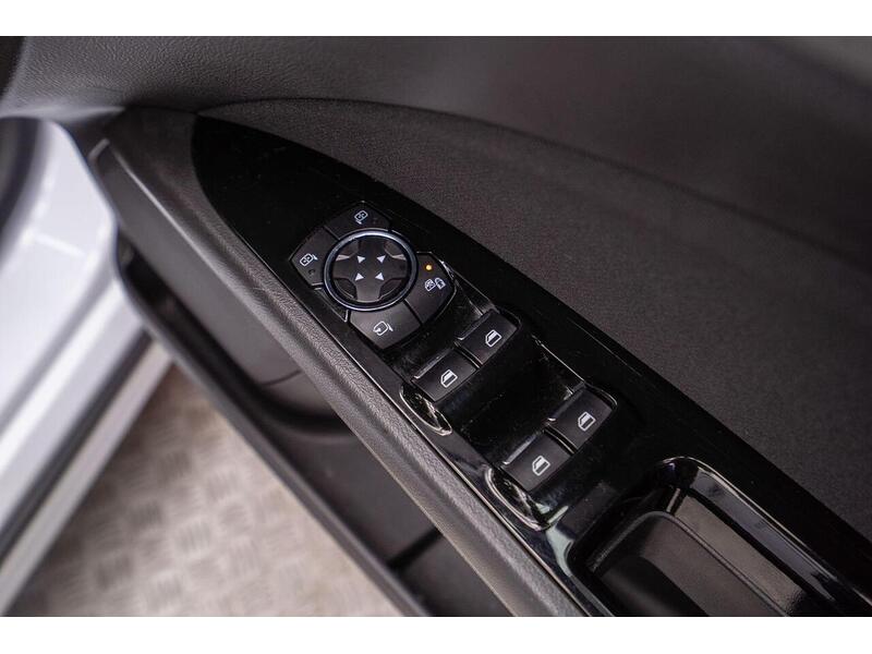 Ford Mondeo 2.0 TDCi ECO Zetec Edition Euro 6 (s/s) 5dr - U1067