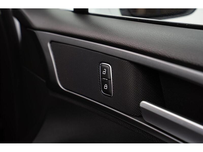 Ford Mondeo 2.0 TDCi ECO Zetec Edition Euro 6 (s/s) 5dr - U1067