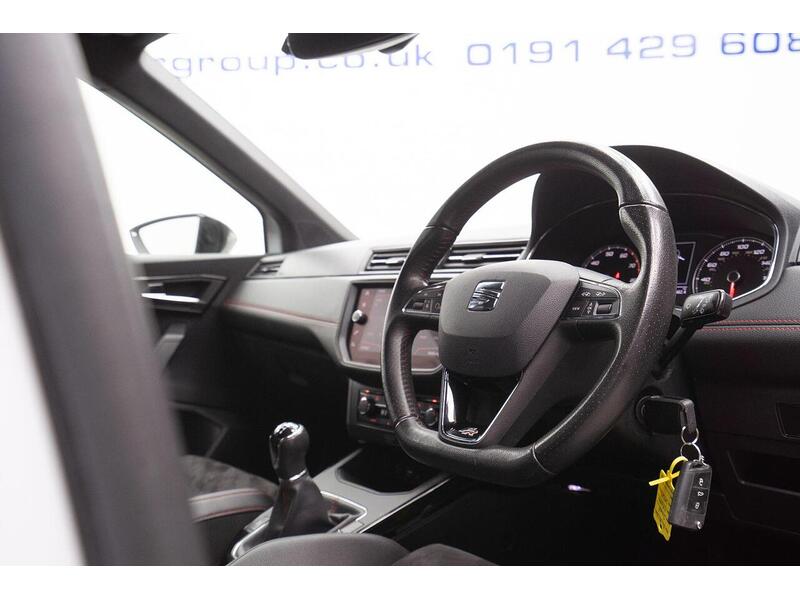 SEAT Arona 1.5 TSI EVO FR Sport Euro 6 (s/s) 5dr - U1073