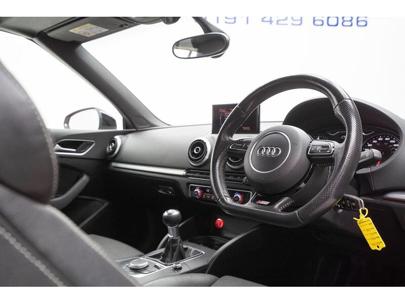 Audi A3 Cabriolet 2.0 TDI S line Euro 6 (s/s) 2dr - U1075
