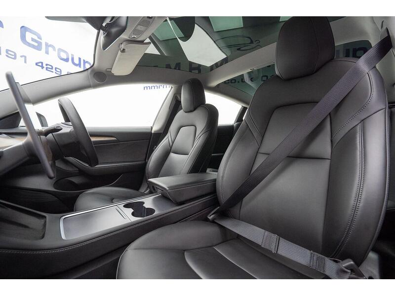 Tesla Model 3 (Dual Motor) Long Range Auto 4WDE 4dr - U1076