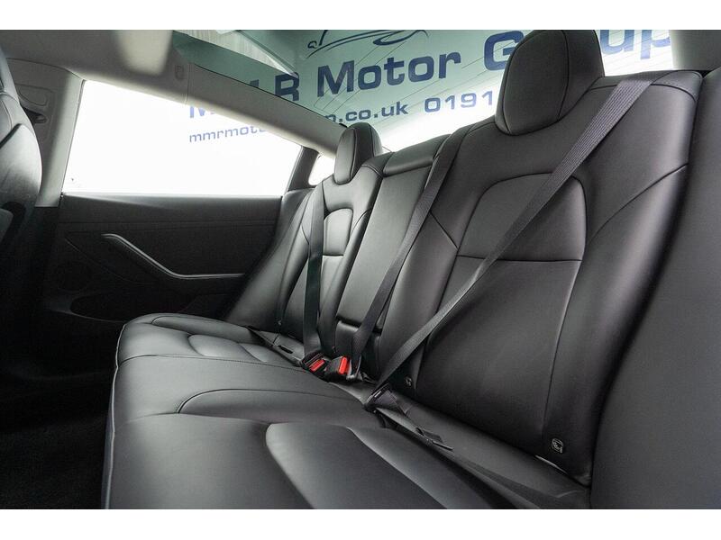 Tesla Model 3 (Dual Motor) Long Range Auto 4WDE 4dr - U1076