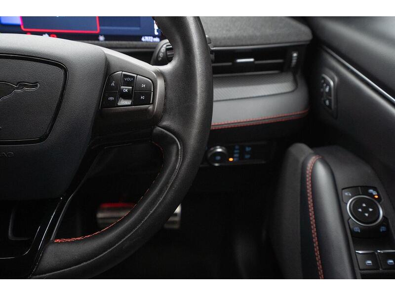 Ford Mustang Mach-E Mustang Mach-E SUV Automatic Electric - U1078