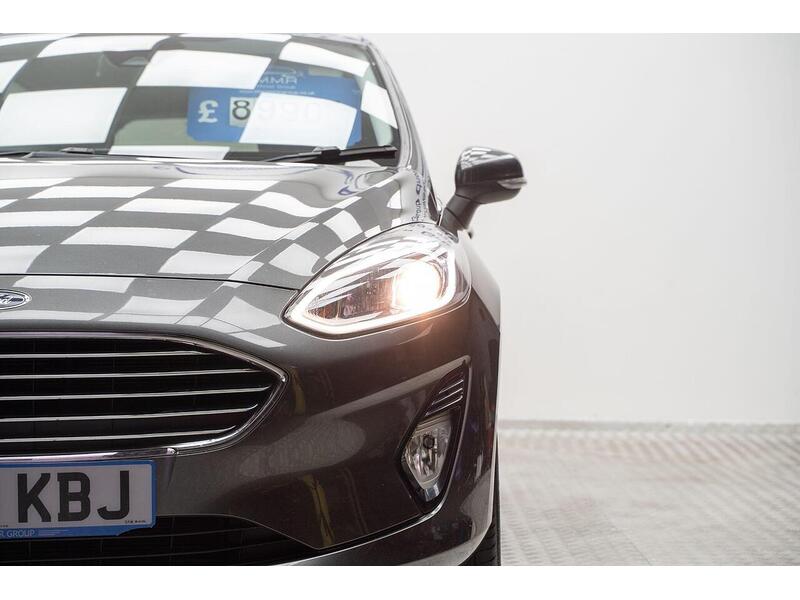 Ford Fiesta 1.0T EcoBoost Titanium Euro 6 (s/s) 5dr - U1086