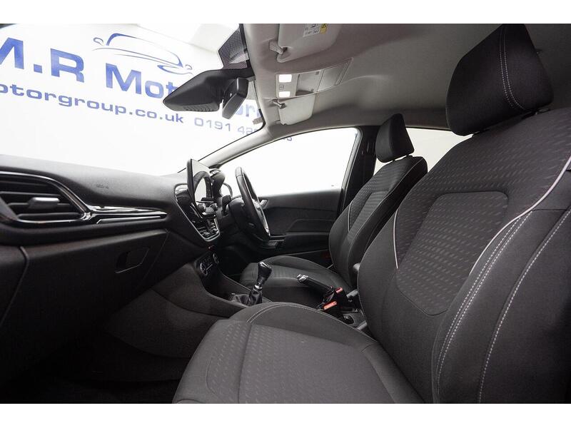 Ford Fiesta 1.0T EcoBoost Titanium Euro 6 (s/s) 5dr - U1086