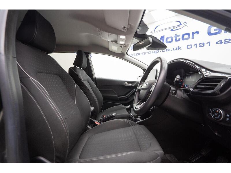 Ford Fiesta 1.0T EcoBoost Titanium Euro 6 (s/s) 5dr - U1086