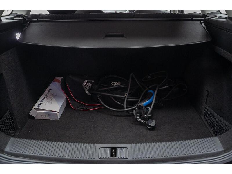 MG MG5 61.1kWh Excite Long Range Auto 5dr - U1090