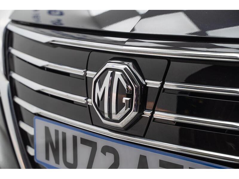 MG MG5 61.1kWh Excite Long Range Auto 5dr - U1090