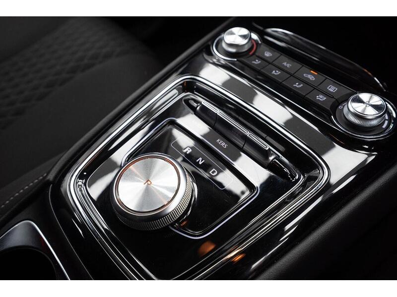 MG MG5 61.1kWh Excite Long Range Auto 5dr - U1090