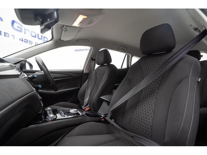 MG MG5 61.1kWh Excite Long Range Auto 5dr - U1090