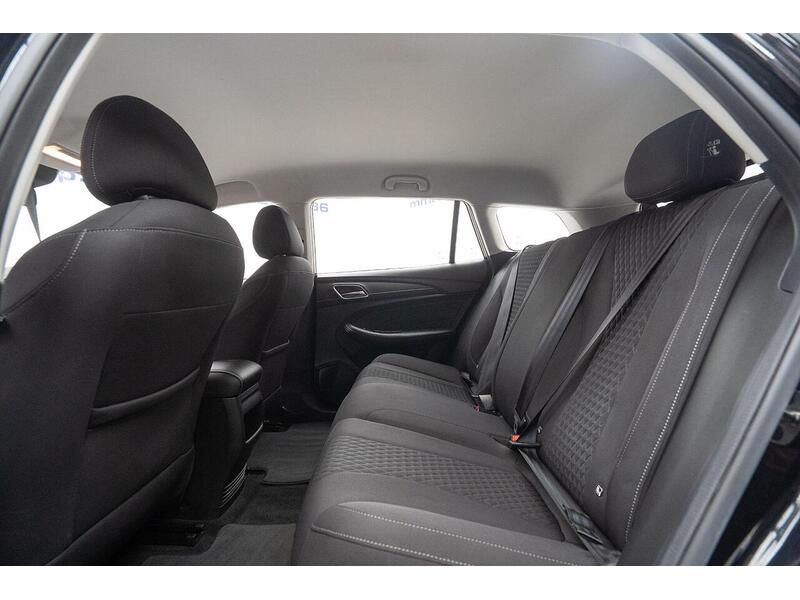 MG MG5 61.1kWh Excite Long Range Auto 5dr - U1090