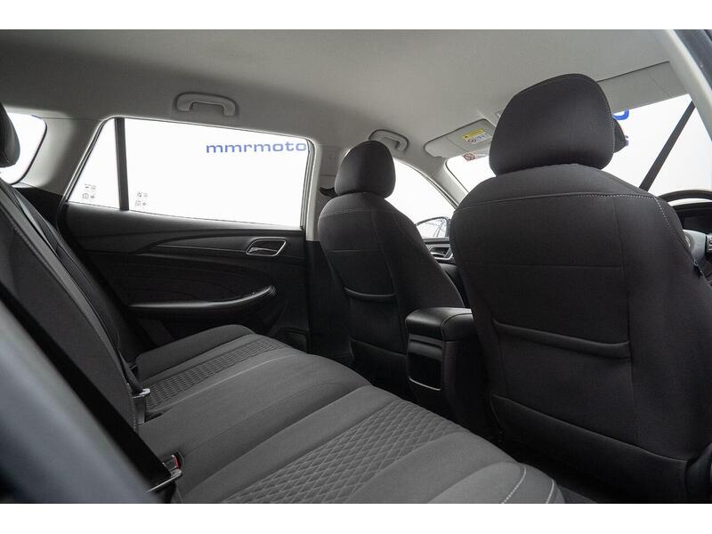 MG MG5 61.1kWh Excite Long Range Auto 5dr - U1090