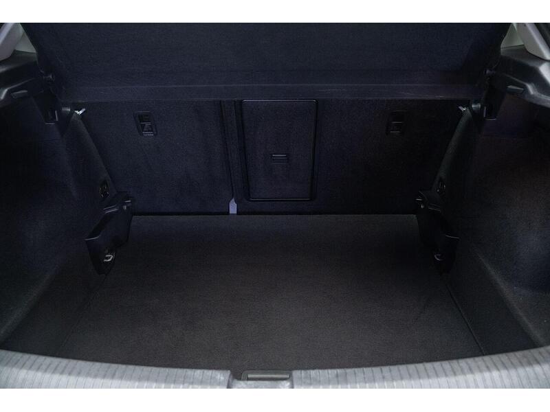 Volkswagen T-Roc 1.6 TDI SE Euro 6 (s/s) 5dr - U1096