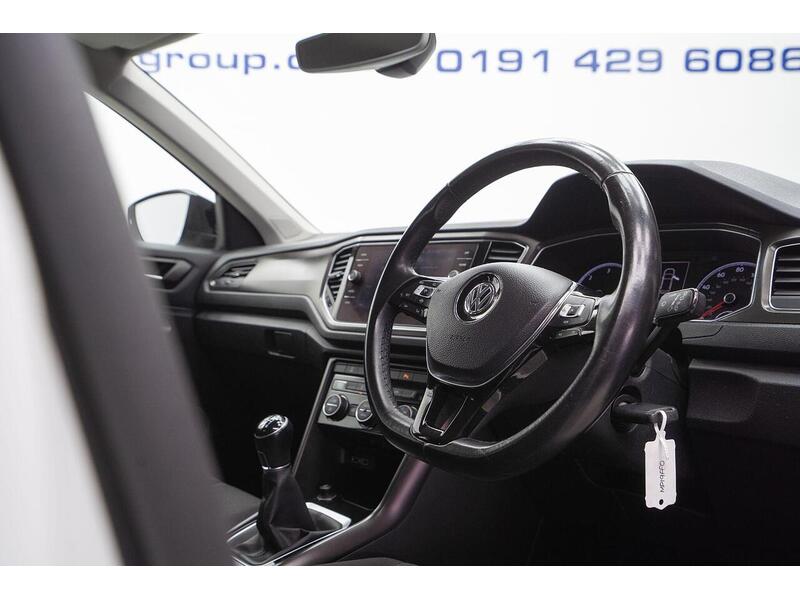 Volkswagen T-Roc 1.6 TDI SE Euro 6 (s/s) 5dr - U1096
