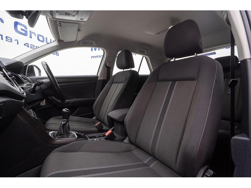 Volkswagen T-Roc 1.6 TDI SE Euro 6 (s/s) 5dr - U1096