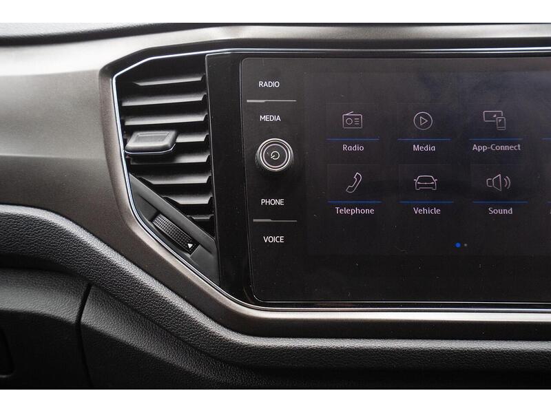 Volkswagen T-Roc 1.6 TDI SE Euro 6 (s/s) 5dr - U1096