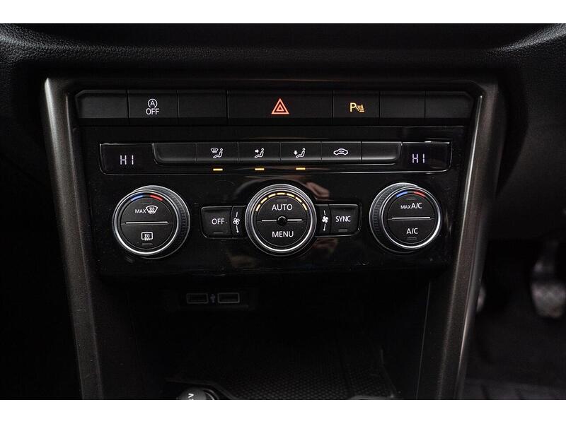 Volkswagen T-Roc 1.6 TDI SE Euro 6 (s/s) 5dr - U1096