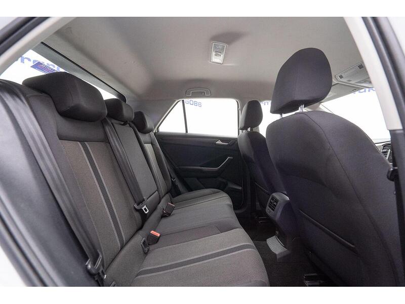 Volkswagen T-Roc 1.6 TDI SE Euro 6 (s/s) 5dr - U1096