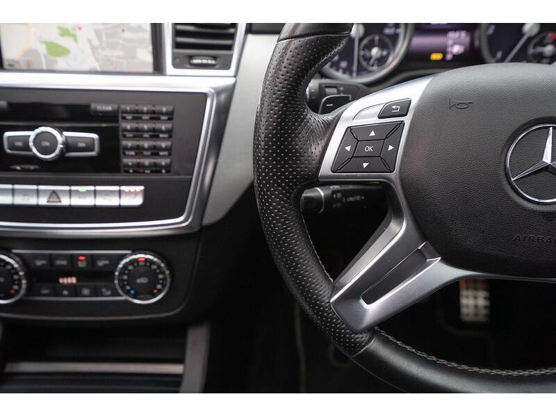 Mercedes-Benz M Class 3.0 ML350 V6 BlueTEC AMG Line G-Tronic 4WD Euro 6 (s/s) 5dr - U1097