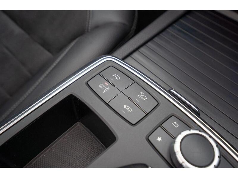 Mercedes-Benz M Class 3.0 ML350 V6 BlueTEC AMG Line G-Tronic 4WD Euro 6 (s/s) 5dr - U1097