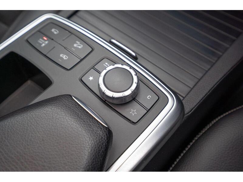 Mercedes-Benz M Class 3.0 ML350 V6 BlueTEC AMG Line G-Tronic 4WD Euro 6 (s/s) 5dr - U1097