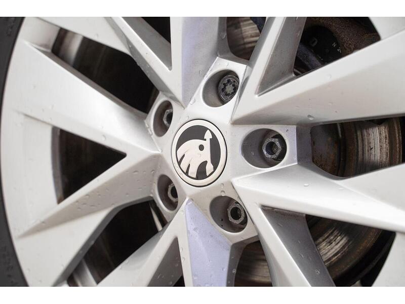 Skoda Octavia 2.0 TDI SE L DSG Euro 6 (s/s) 5dr - U1098