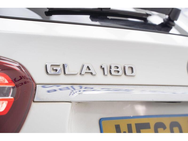 Mercedes-Benz GLA 1.6 GLA180 Urban Edition 7G-DCT Euro 6 (s/s) 5dr - U1099