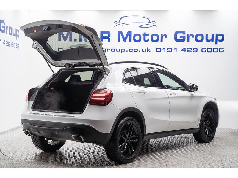 Mercedes-Benz GLA 1.6 GLA180 Urban Edition 7G-DCT Euro 6 (s/s) 5dr - U1099
