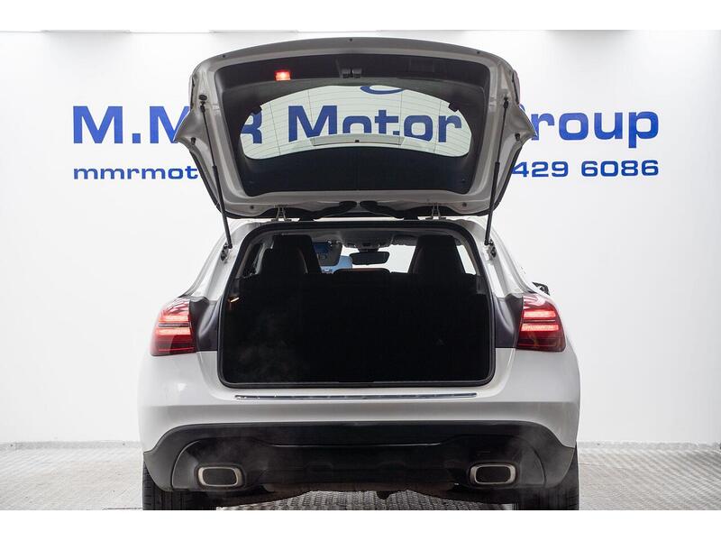 Mercedes-Benz GLA 1.6 GLA180 Urban Edition 7G-DCT Euro 6 (s/s) 5dr - U1099