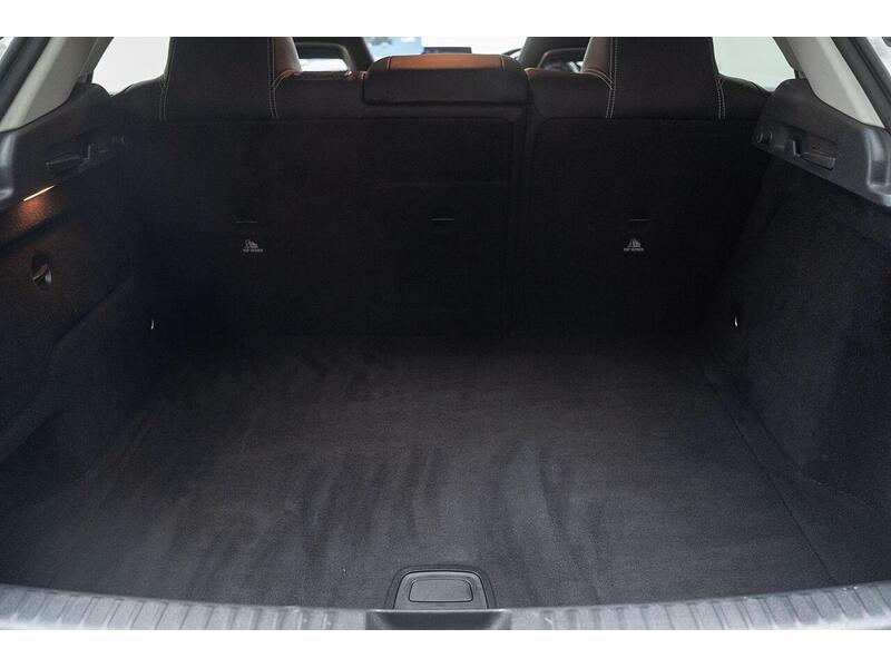 Mercedes-Benz GLA 1.6 GLA180 Urban Edition 7G-DCT Euro 6 (s/s) 5dr - U1099