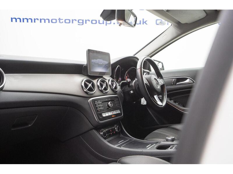 Mercedes-Benz GLA 1.6 GLA180 Urban Edition 7G-DCT Euro 6 (s/s) 5dr - U1099
