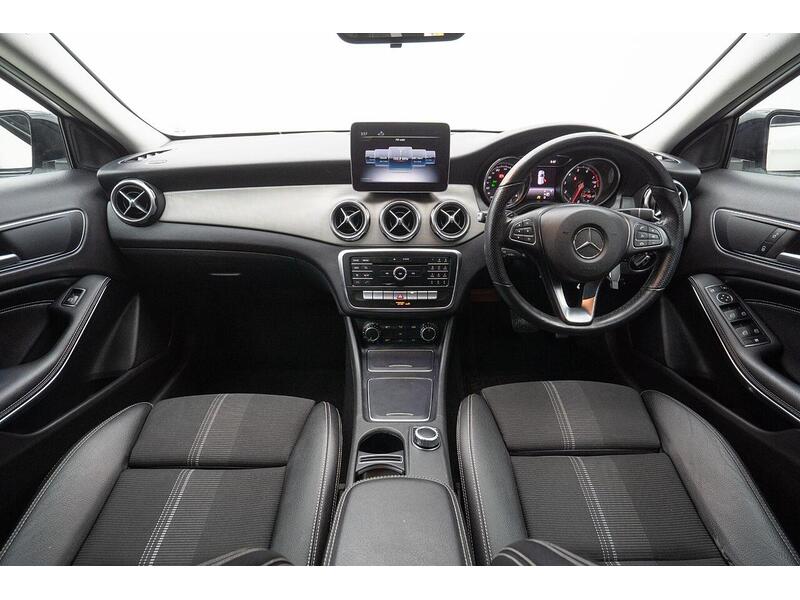 Mercedes-Benz GLA 1.6 GLA180 Urban Edition 7G-DCT Euro 6 (s/s) 5dr - U1099