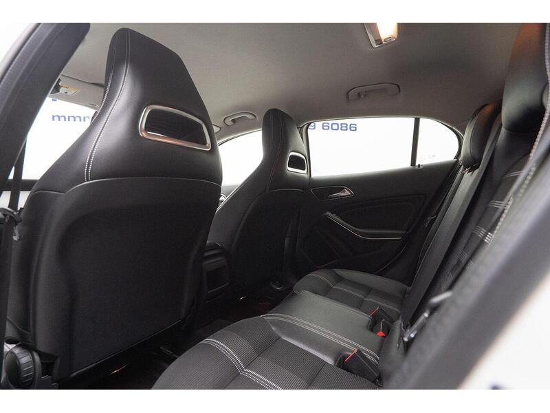 Mercedes-Benz GLA 1.6 GLA180 Urban Edition 7G-DCT Euro 6 (s/s) 5dr - U1099