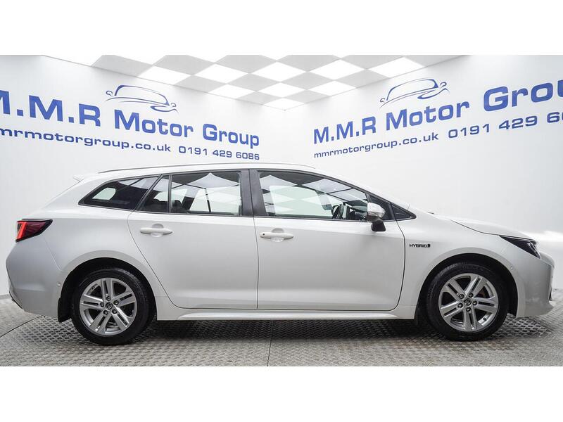 Toyota Corolla 1.8 VVT-h Icon Tech Touring Sports CVT Euro 6 (s/s) 5dr - U1104