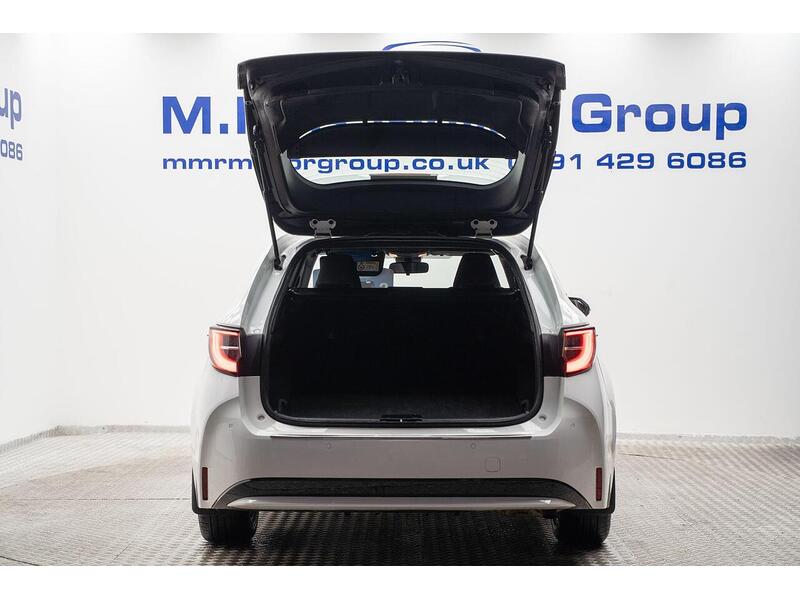 Toyota Corolla 1.8 VVT-h Icon Tech Touring Sports CVT Euro 6 (s/s) 5dr - U1104