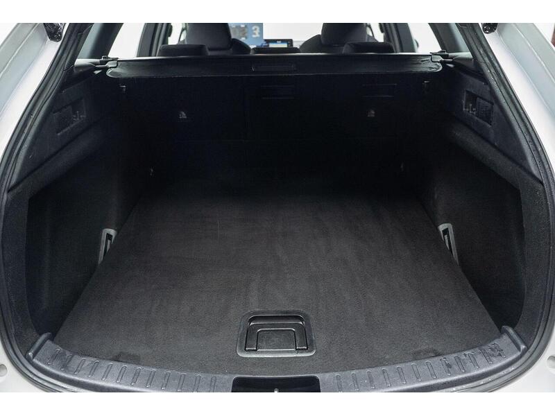 Toyota Corolla 1.8 VVT-h Icon Tech Touring Sports CVT Euro 6 (s/s) 5dr - U1104