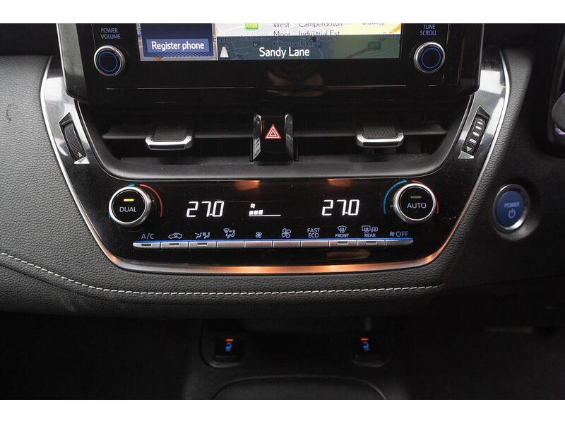 Toyota Corolla 1.8 VVT-h Icon Tech Touring Sports CVT Euro 6 (s/s) 5dr - U1104