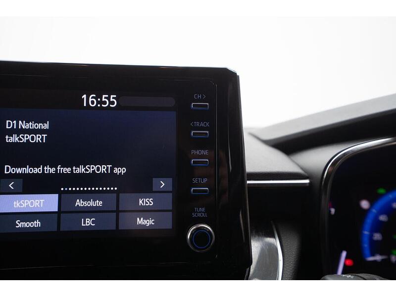 Toyota Corolla 1.8 VVT-h Icon Tech Touring Sports CVT Euro 6 (s/s) 5dr - U1104