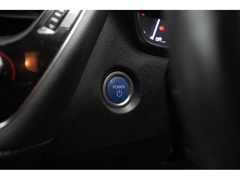 Toyota Corolla 1.8 VVT-h Icon Tech Touring Sports CVT Euro 6 (s/s) 5dr - U1104