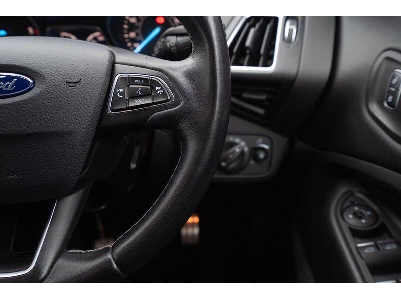 Ford Kuga 1.5 TDCi ST-Line Euro 6 (s/s) 5dr - U1109