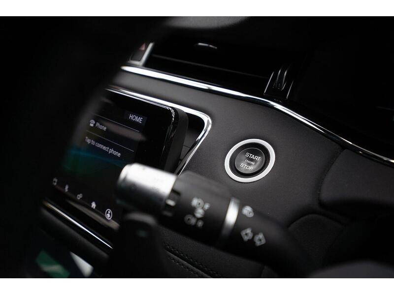 Land Rover Range Rover Evoque 2.0 D180 R-Dynamic SE Auto 4WD Euro 6 (s/s) 5dr - U1114