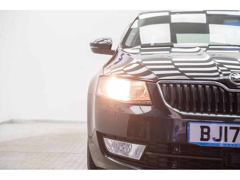 Skoda Octavia 2.0 TDI SE L Hatchback 5dr Diesel Manual Euro 6 (s/s) (150 ps) - U1117