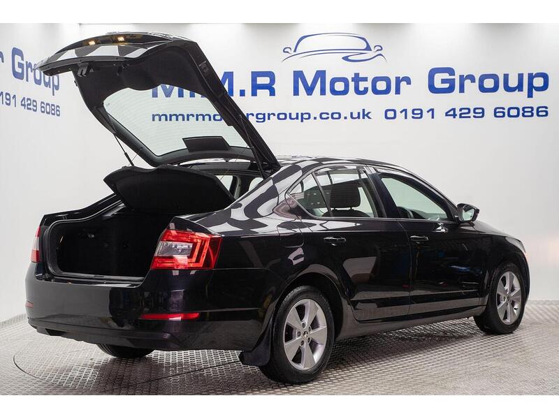 Skoda Octavia 2.0 TDI SE L Hatchback 5dr Diesel Manual Euro 6 (s/s) (150 ps) - U1117