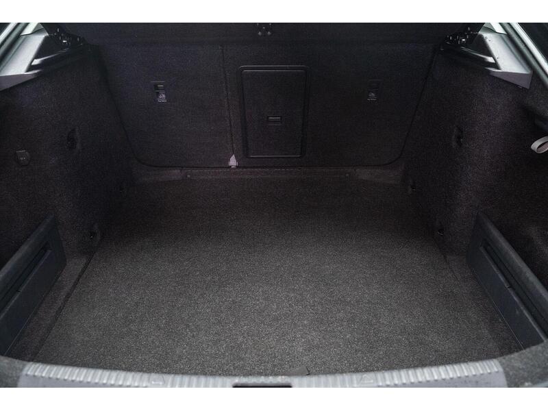 Skoda Octavia 2.0 TDI SE L Hatchback 5dr Diesel Manual Euro 6 (s/s) (150 ps) - U1117