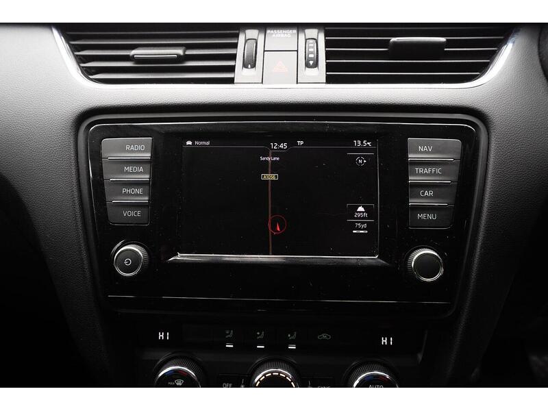 Skoda Octavia 2.0 TDI SE L Hatchback 5dr Diesel Manual Euro 6 (s/s) (150 ps) - U1117