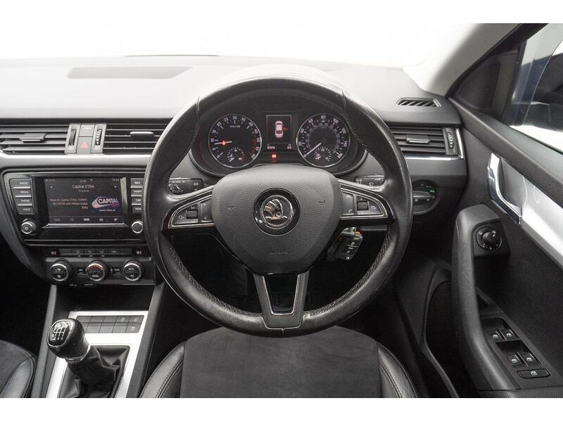 Skoda Octavia 2.0 TDI SE L Hatchback 5dr Diesel Manual Euro 6 (s/s) (150 ps) - U1117