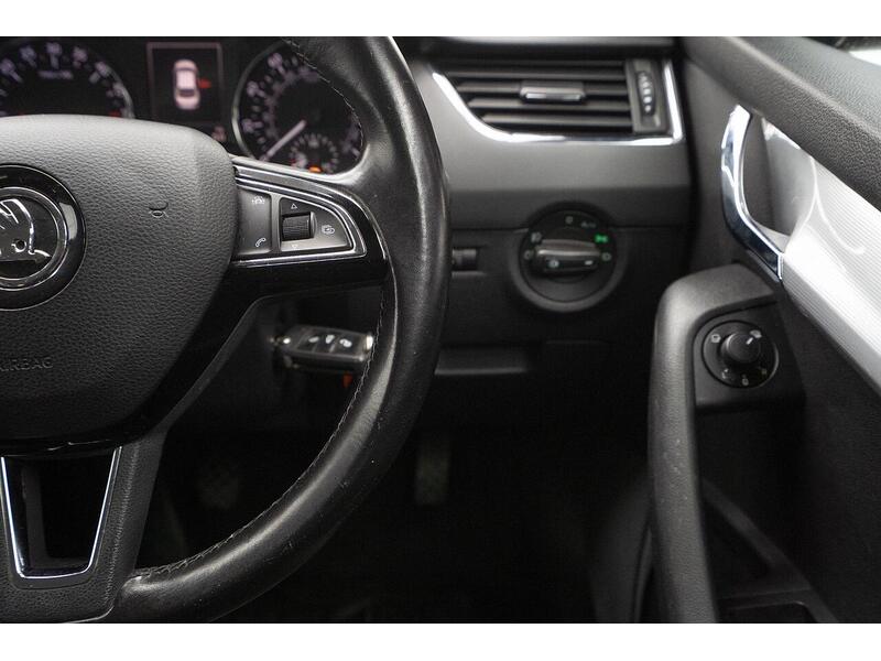 Skoda Octavia 2.0 TDI SE L Hatchback 5dr Diesel Manual Euro 6 (s/s) (150 ps) - U1117